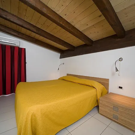 Locazione Turistica Rosburgo.2